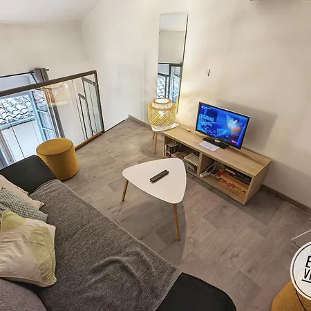 Apartment Lumineux Duplex Dans L'ecusson Nimois - Atypique Wifi Hyper Centre Nimes