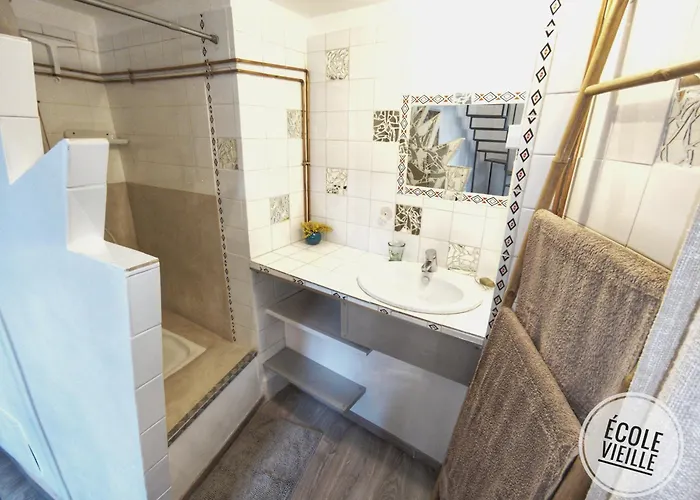 Lumineux Duplex Dans L'ecusson Nimois - Atypique Wifi Hyper Centre Διαμέρισμα *