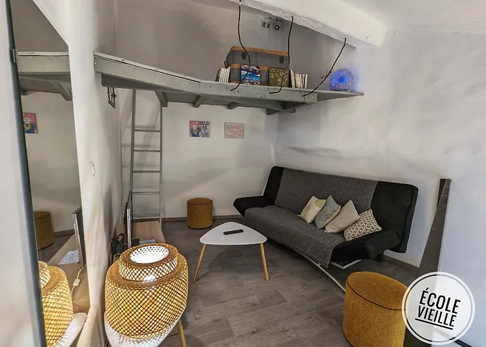 Lumineux Duplex Dans L'ecusson Nimois - Atypique Wifi Hyper Centre Διαμέρισμα